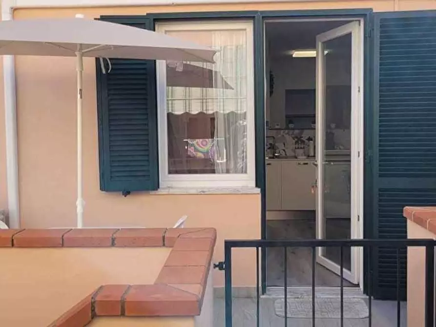 Immagine 19 di Appartamento in vendita  a Ameglia