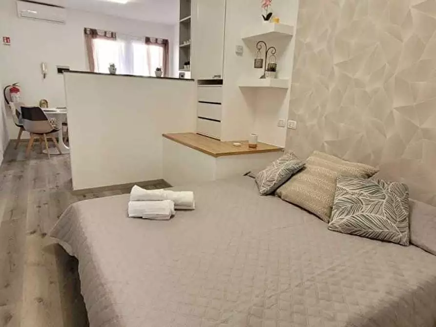 Immagine 10 di Appartamento in vendita  a Ameglia