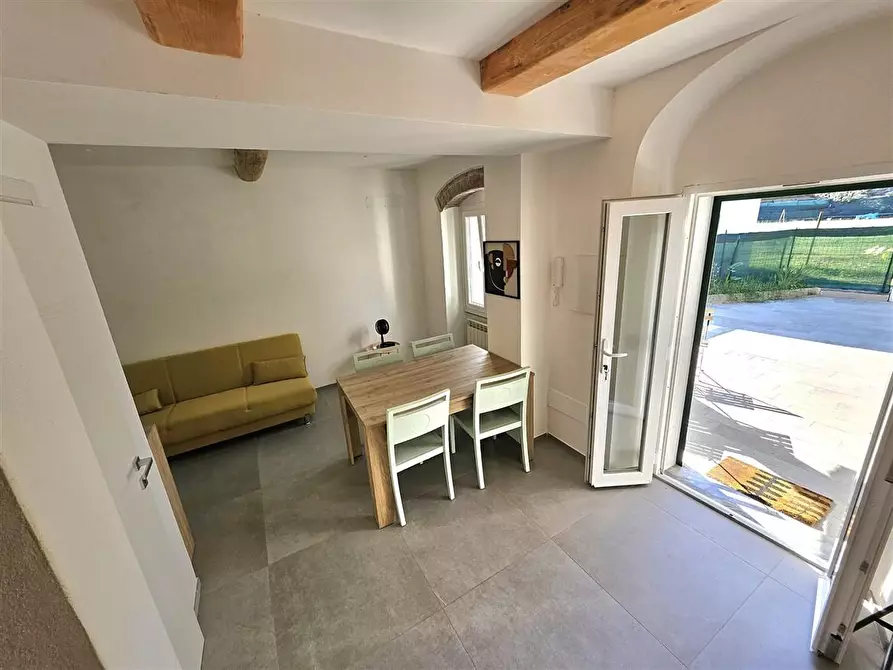 Immagine 26 di Casa semindipendente in vendita  a Massa