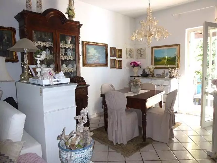 Immagine 26 di Casa indipendente in vendita  a Vecchiano