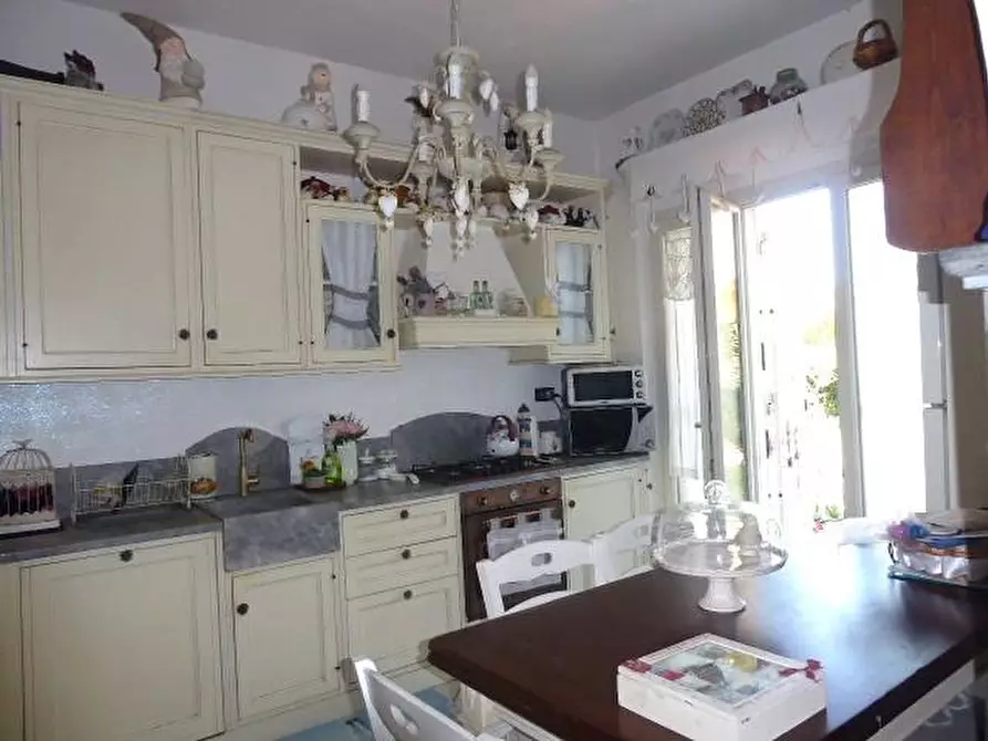 Immagine 13 di Casa indipendente in vendita  a Vecchiano