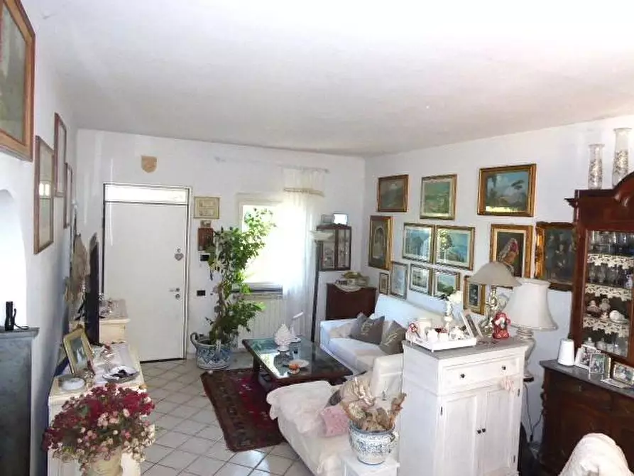 Immagine 24 di Casa indipendente in vendita  a Vecchiano