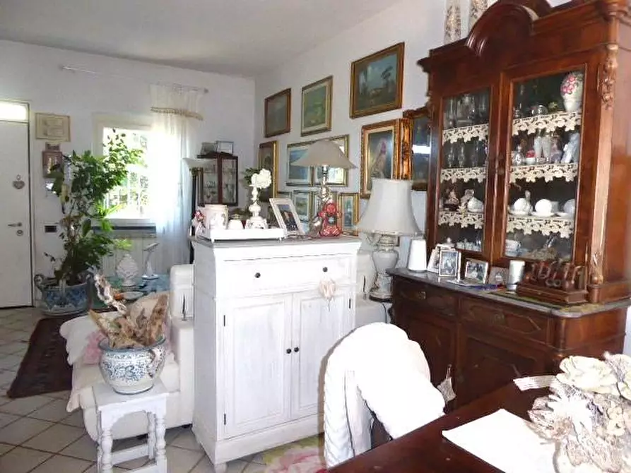 Immagine 22 di Casa indipendente in vendita  a Vecchiano