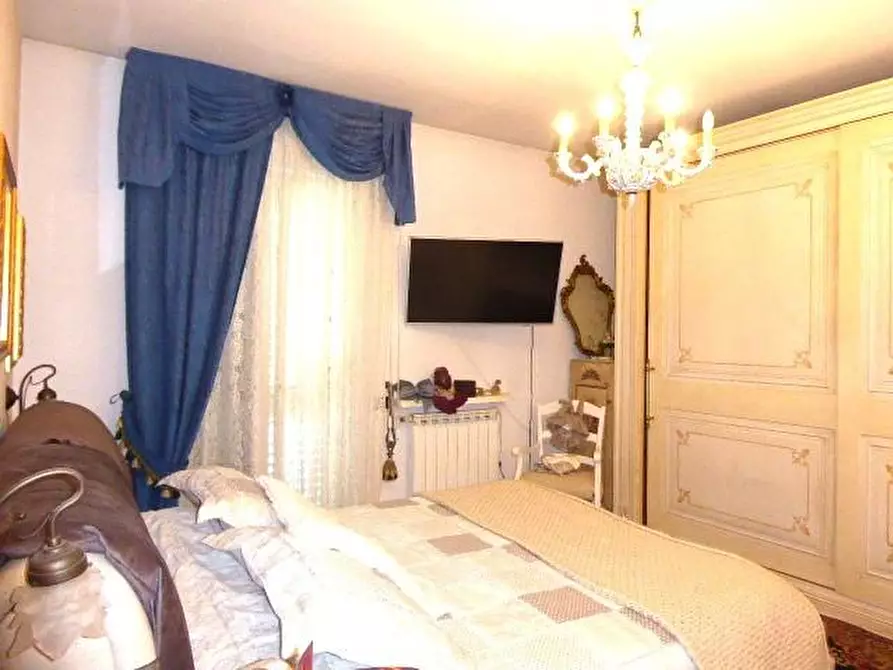 Immagine 33 di Casa indipendente in vendita  a Vecchiano