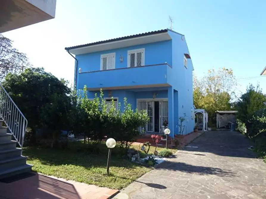 Immagine 3 di Casa indipendente in vendita  a Vecchiano