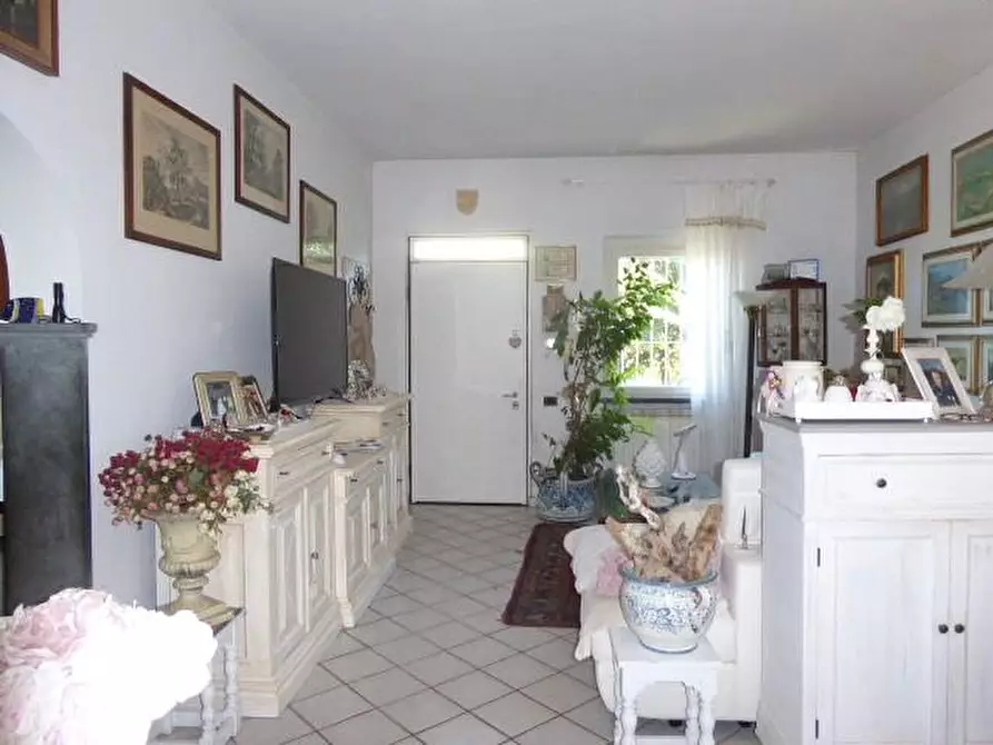 Immagine 21 di Casa indipendente in vendita  a Vecchiano