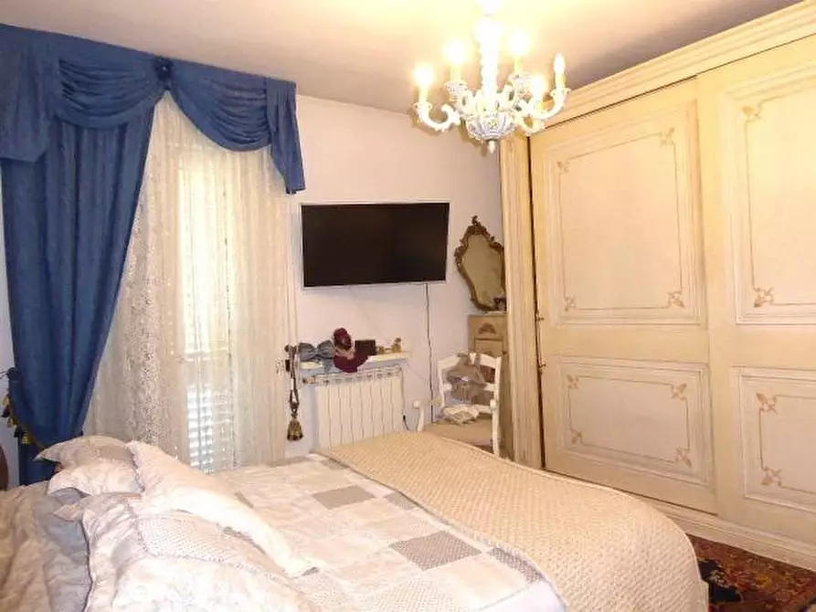 Immagine 38 di Casa indipendente in vendita  a Vecchiano