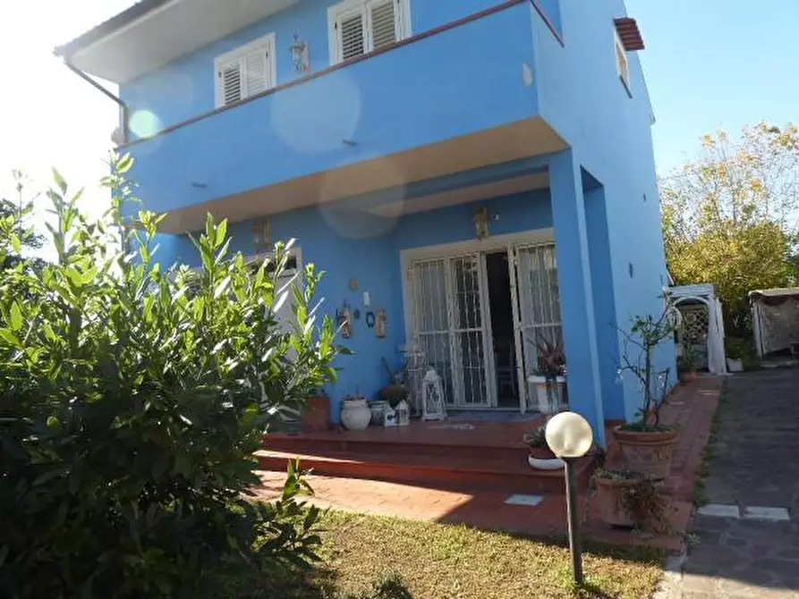 Immagine 7 di Casa indipendente in vendita  a Vecchiano