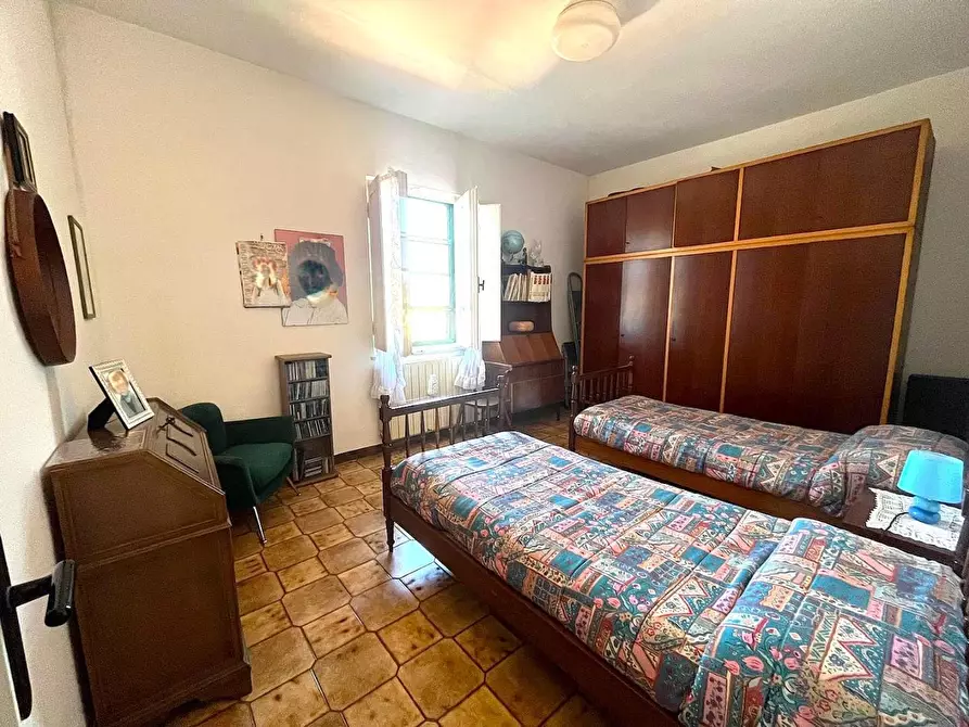 Immagine 12 di Appartamento in vendita  a Livorno