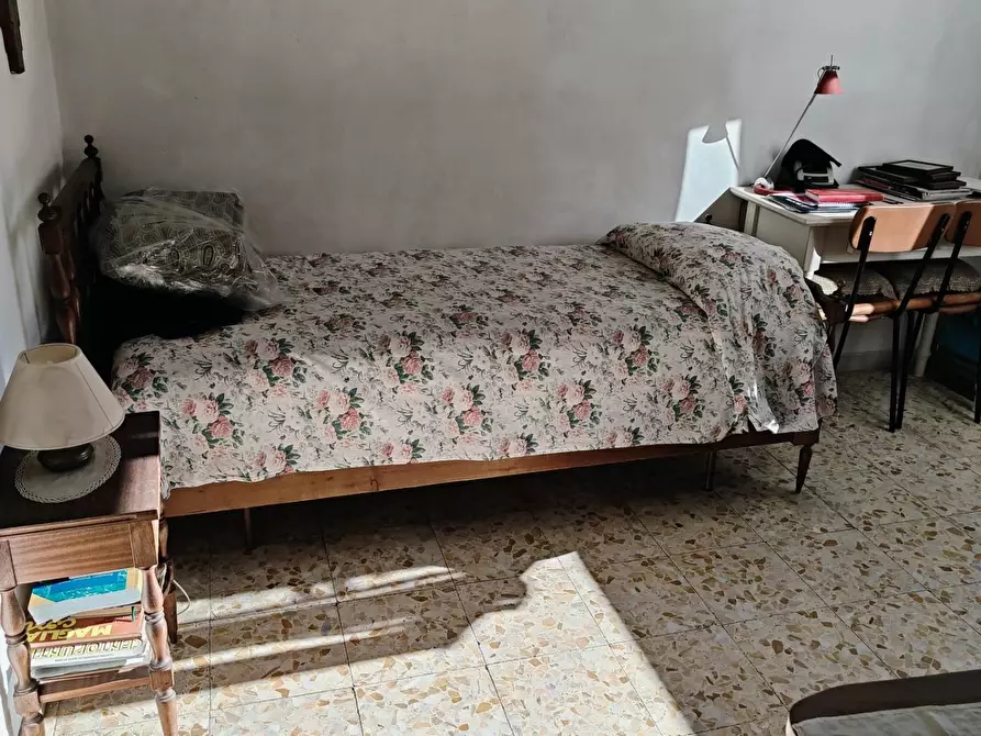 Immagine 22 di Appartamento in vendita  a Livorno