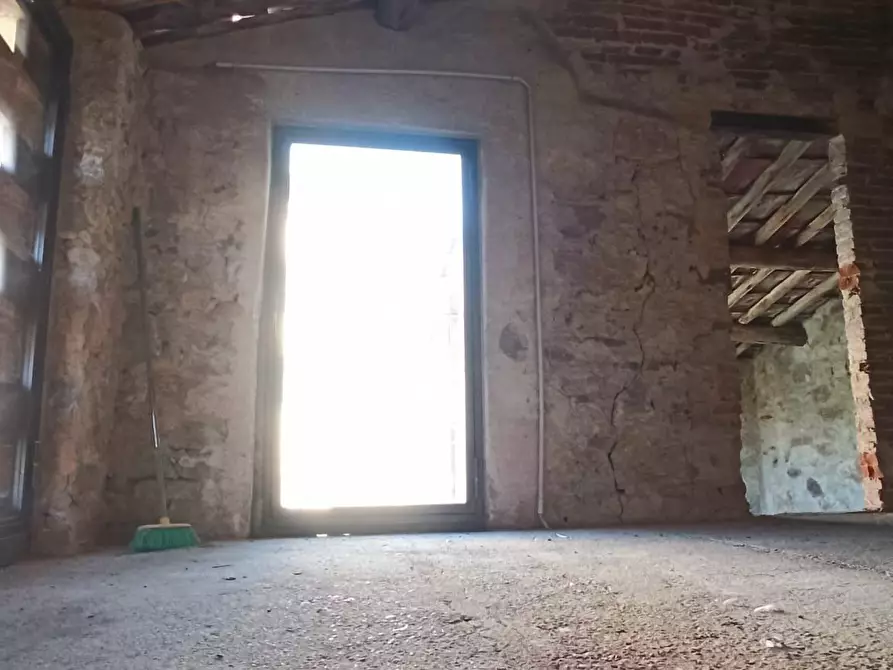 Immagine 39 di Terratetto in vendita  a Lucca