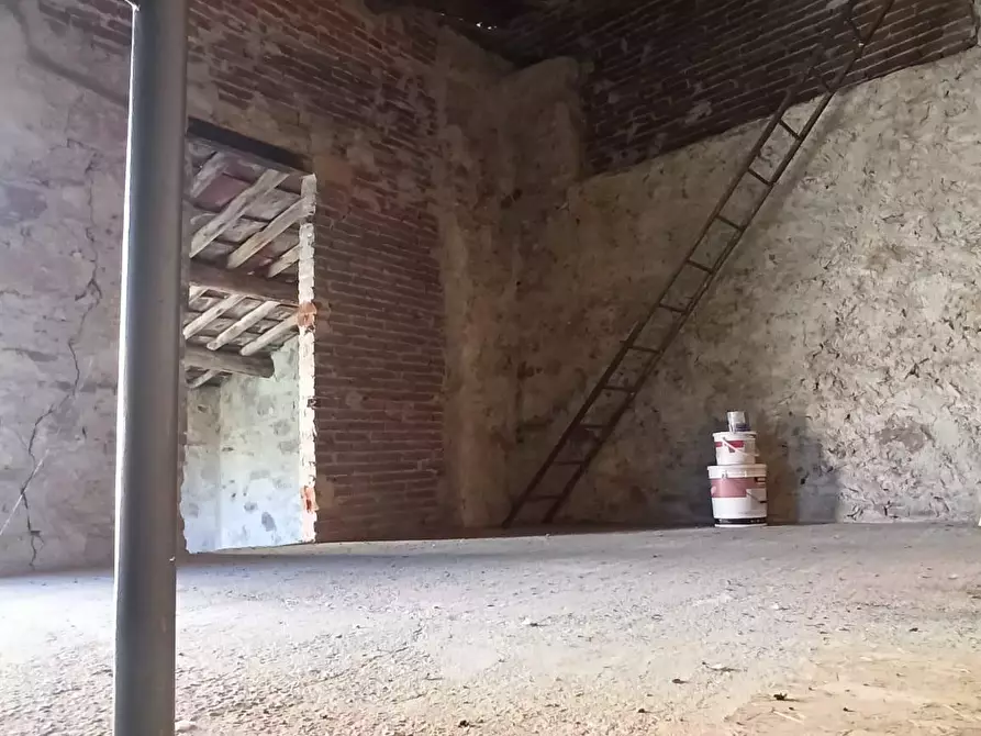 Immagine 35 di Terratetto in vendita  a Lucca