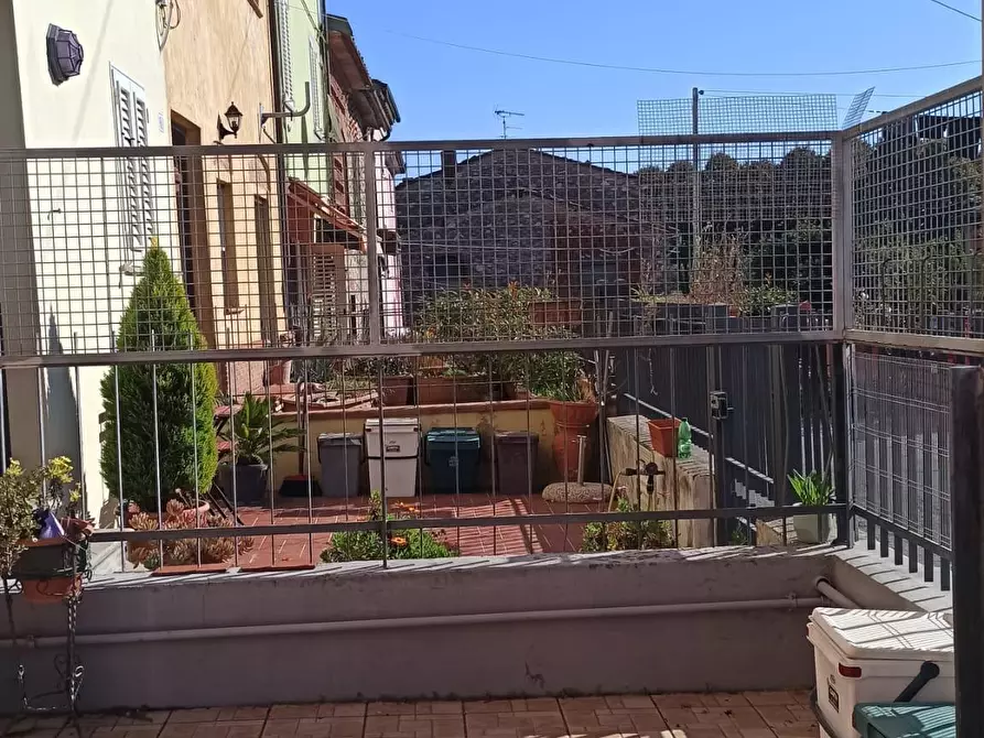 Immagine 5 di Terratetto in vendita  a Lucca