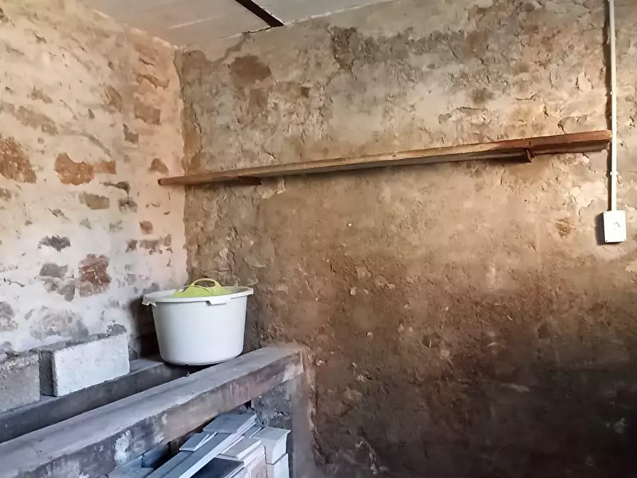 Immagine 33 di Terratetto in vendita  a Lucca