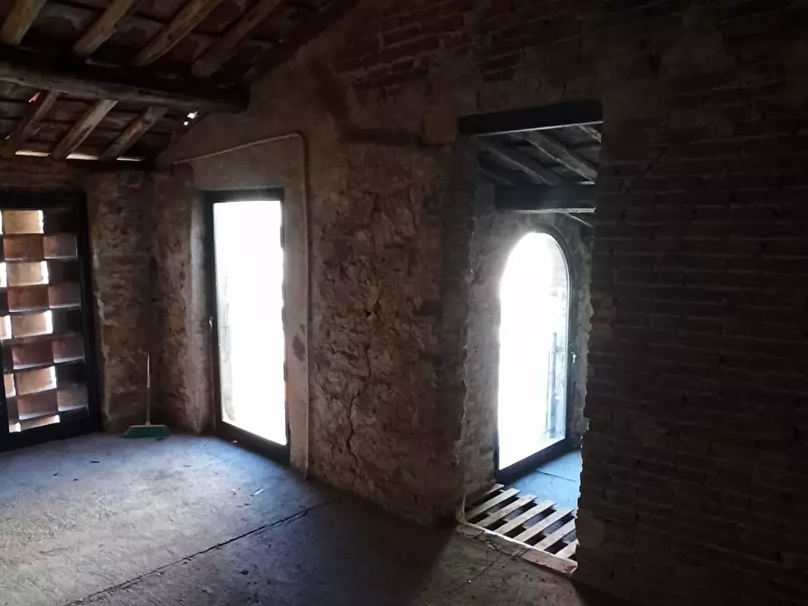 Immagine 37 di Terratetto in vendita  a Lucca