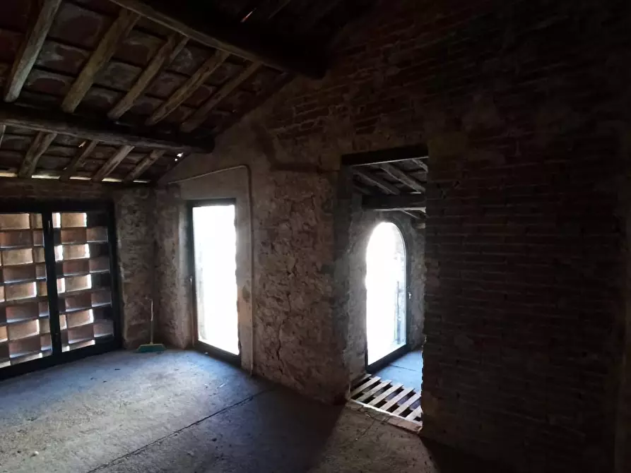 Immagine 40 di Terratetto in vendita  a Lucca