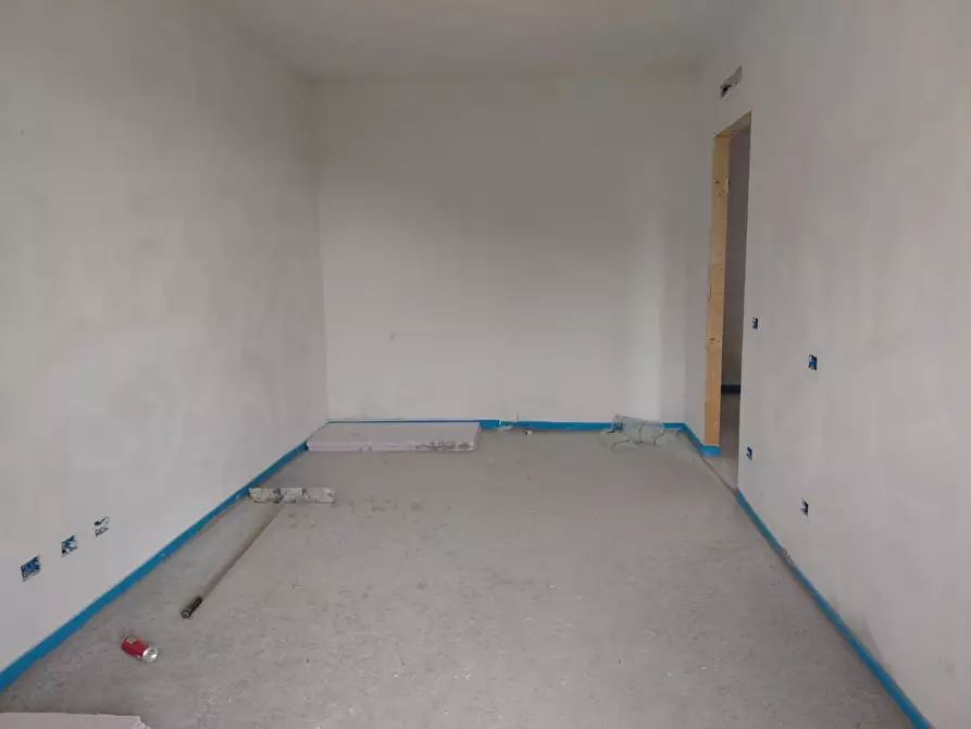 Immagine 4 di Appartamento in vendita  a Pisa