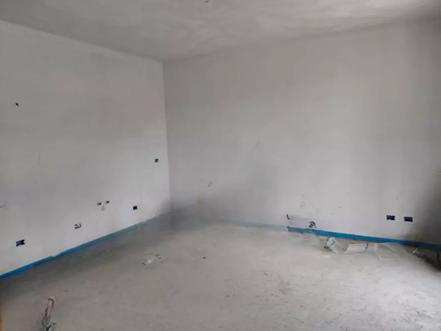 Immagine 11 di Appartamento in vendita  a Pisa