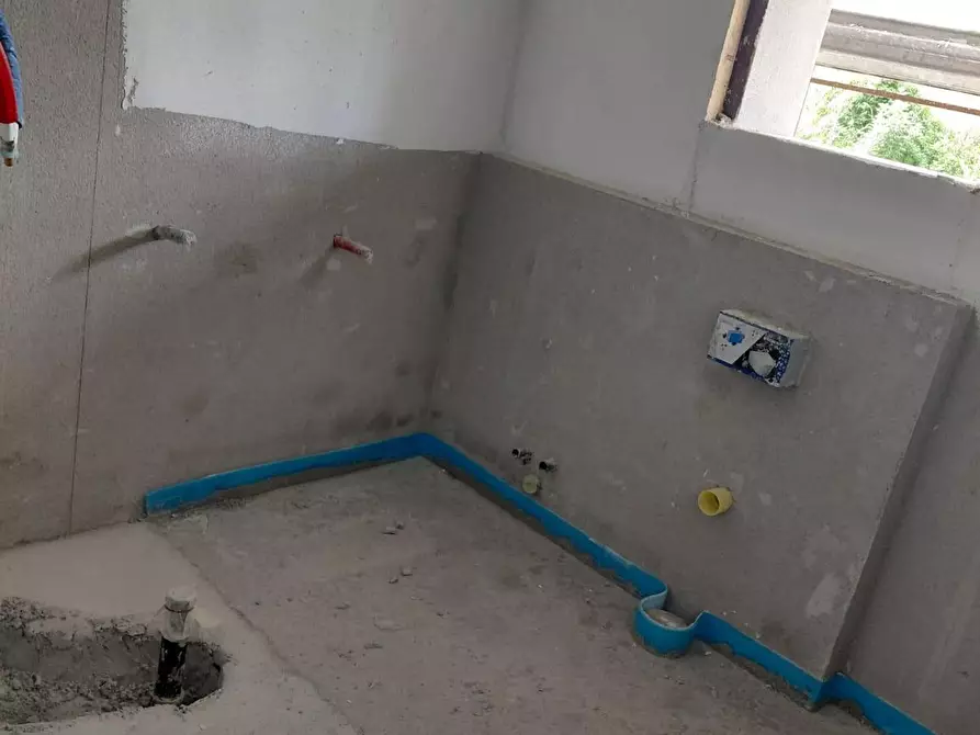 Immagine 13 di Appartamento in vendita  a Pisa