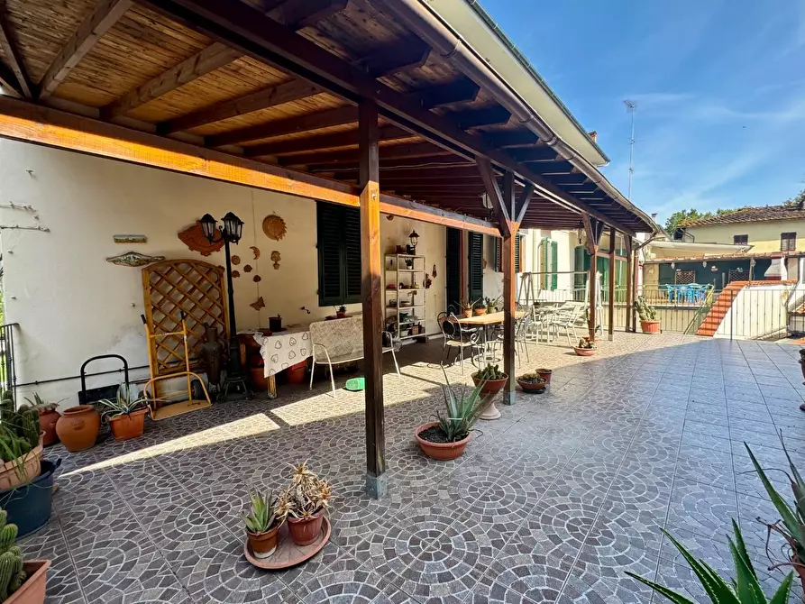 Immagine 42 di Appartamento in vendita  a Empoli