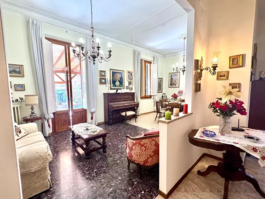 Immagine 12 di Appartamento in vendita  a Empoli