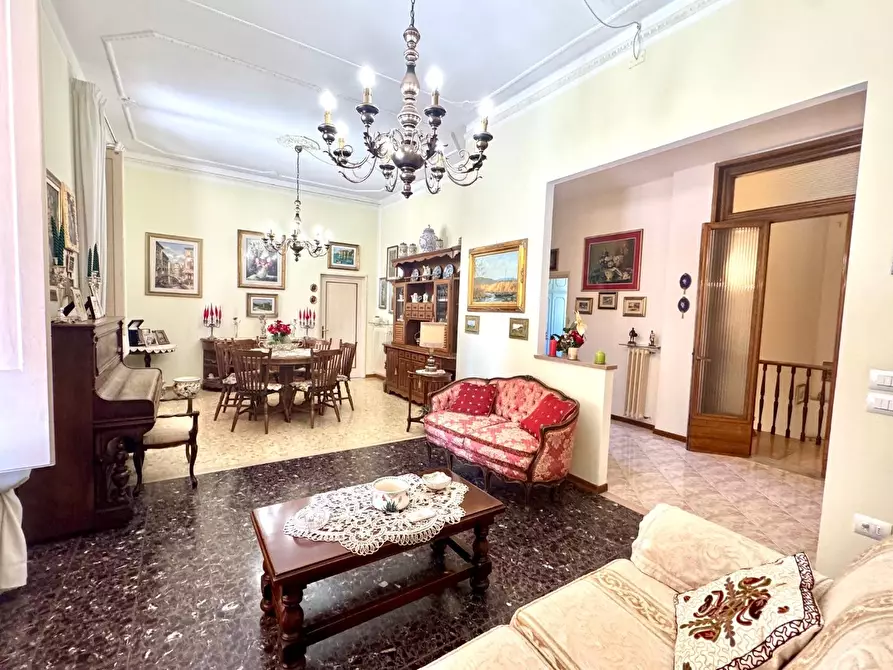 Immagine 2 di Appartamento in vendita  a Empoli