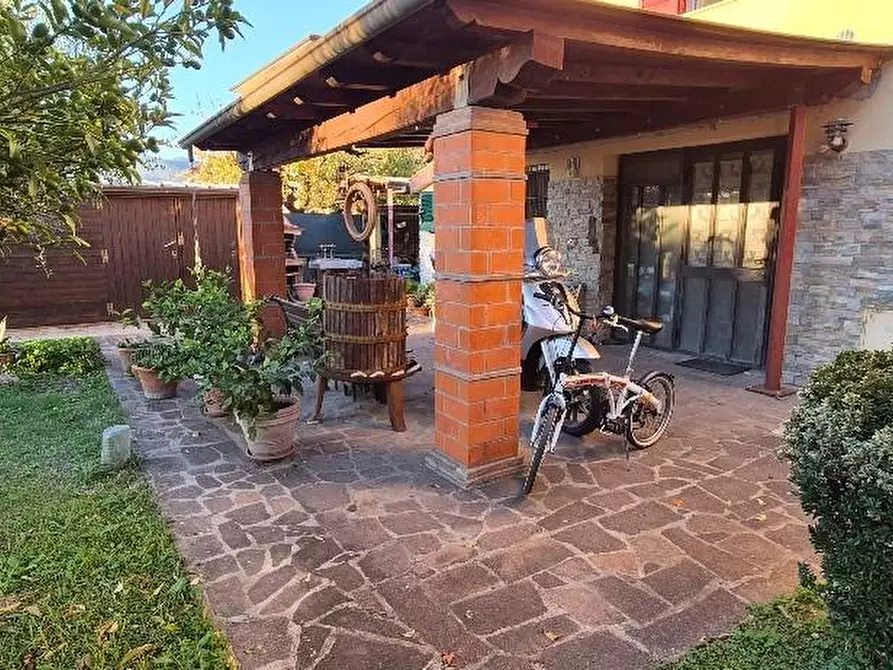 Immagine 7 di Terratetto in vendita  a Pontedera