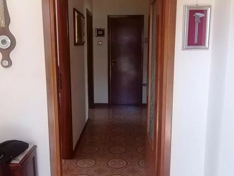 Immagine 6 di Appartamento in vendita  a Massa