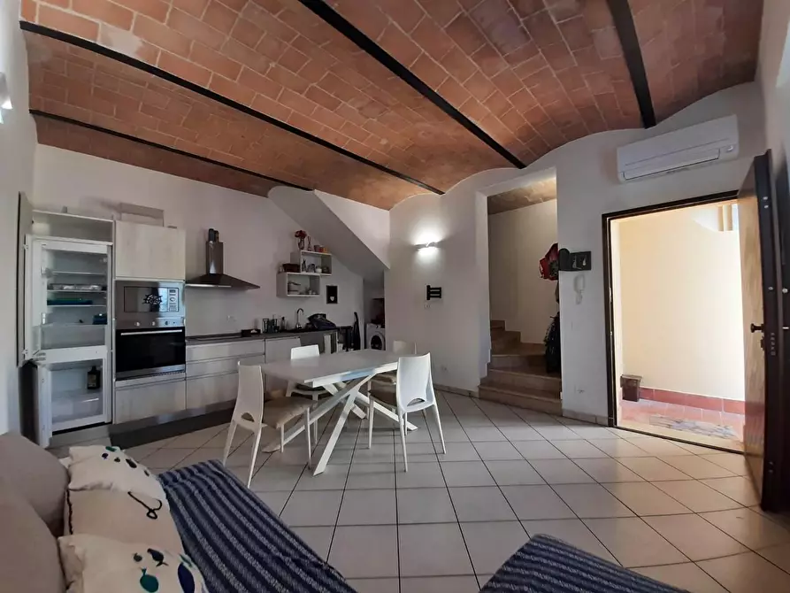 Immagine 6 di Appartamento in vendita  a Rosignano Marittimo