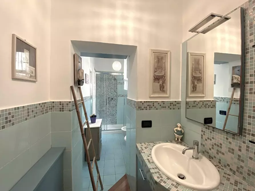 Immagine 43 di Appartamento in vendita  a Cascina