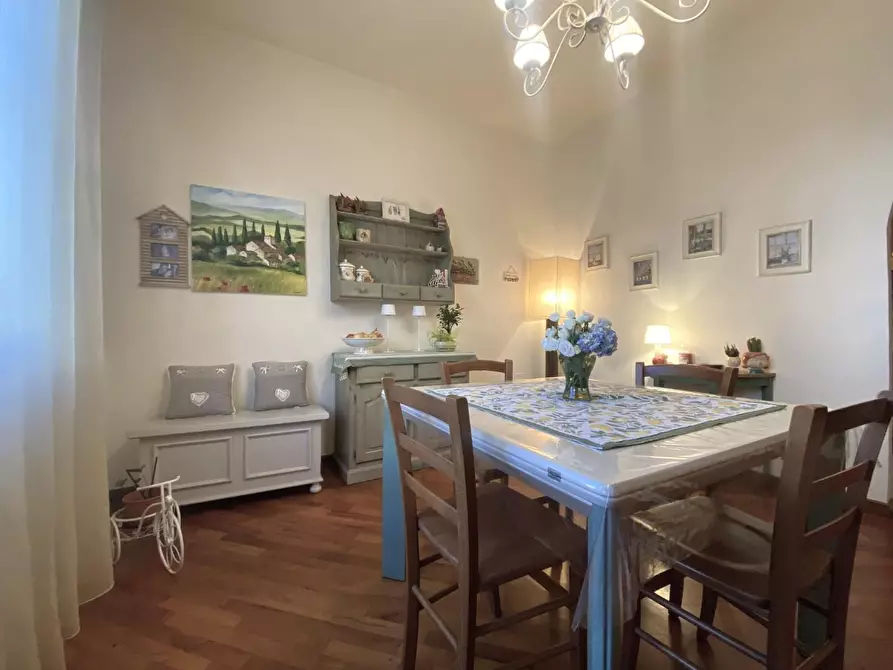 Immagine 20 di Appartamento in vendita  a Cascina