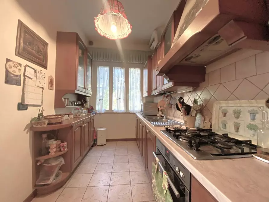 Immagine 16 di Appartamento in vendita  a Cascina