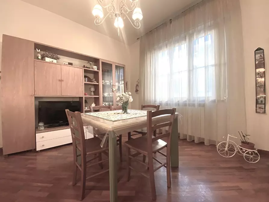 Immagine 19 di Appartamento in vendita  a Cascina