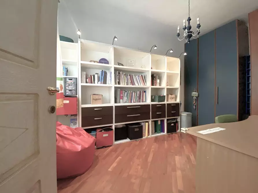 Immagine 37 di Appartamento in vendita  a Cascina