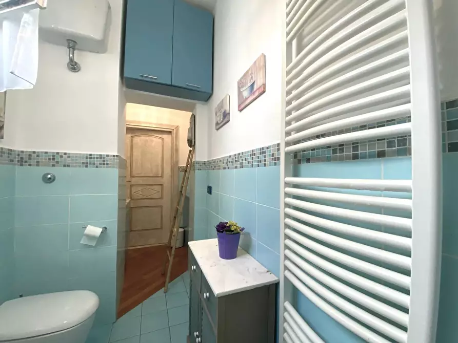 Immagine 41 di Appartamento in vendita  a Cascina