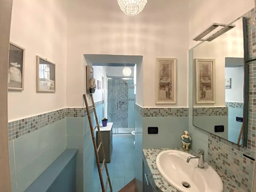 Immagine 42 di Appartamento in vendita  a Cascina