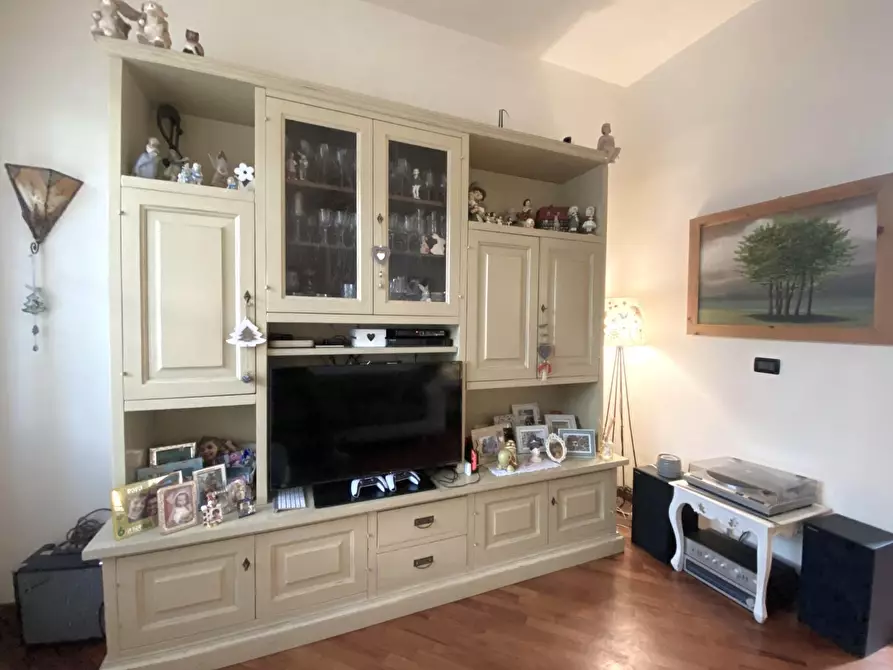 Immagine 25 di Appartamento in vendita  a Cascina