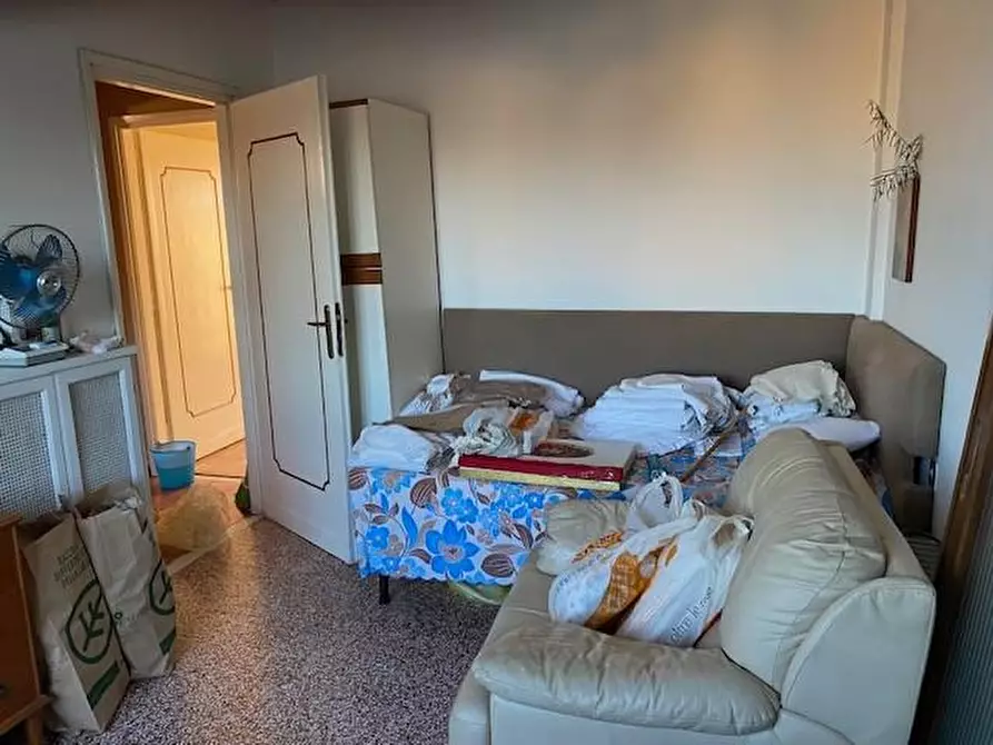 Immagine 16 di Appartamento in vendita  a Cascina