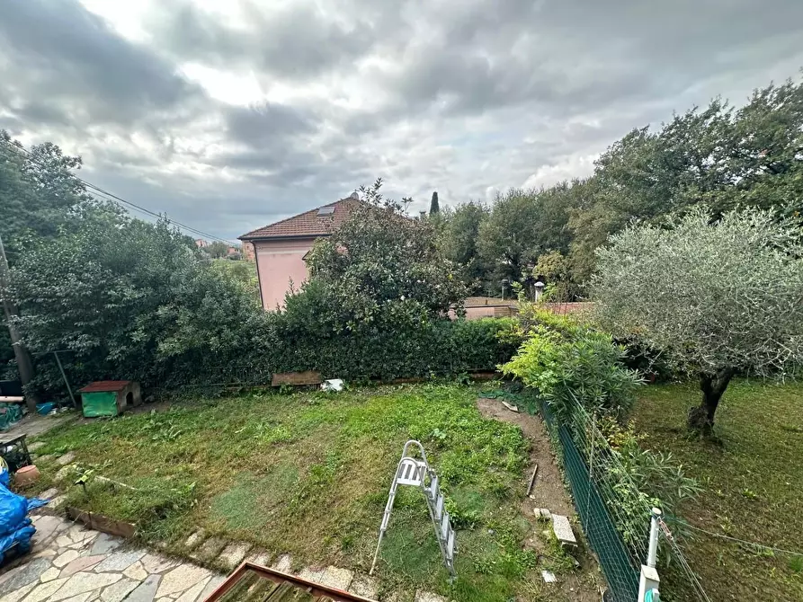 Immagine 30 di Terratetto in vendita  a Castelnuovo Magra