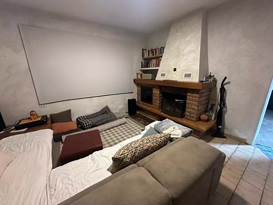 Immagine 17 di Terratetto in vendita  a Castelnuovo Magra