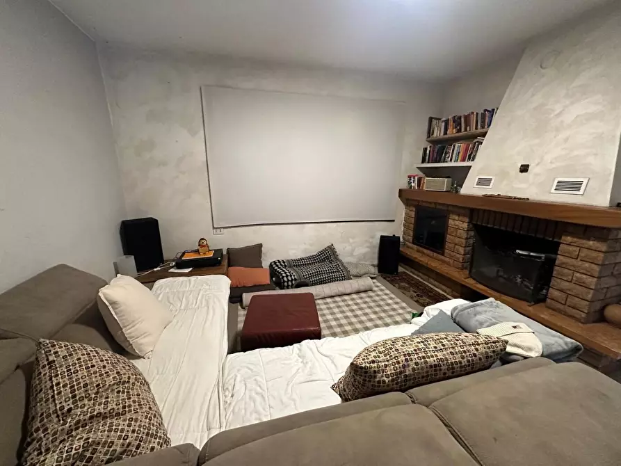 Immagine 18 di Terratetto in vendita  a Castelnuovo Magra