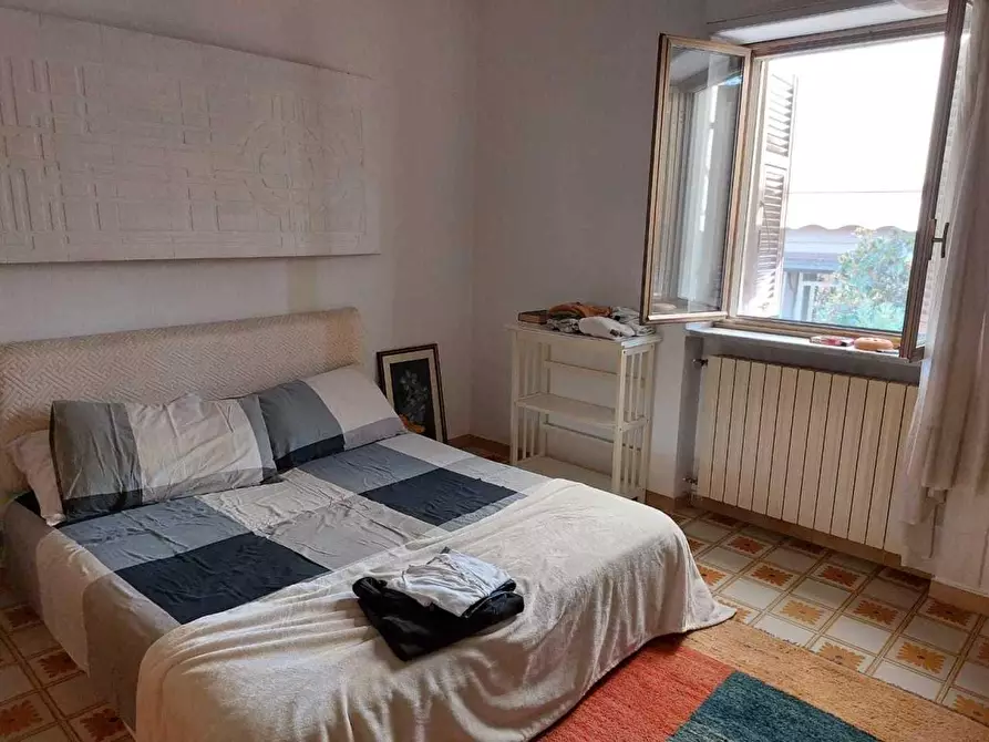 Immagine 10 di Terratetto in vendita  a Castelnuovo Magra