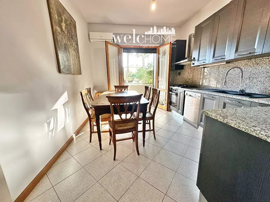 Immagine 8 di Appartamento in vendita  a Firenze