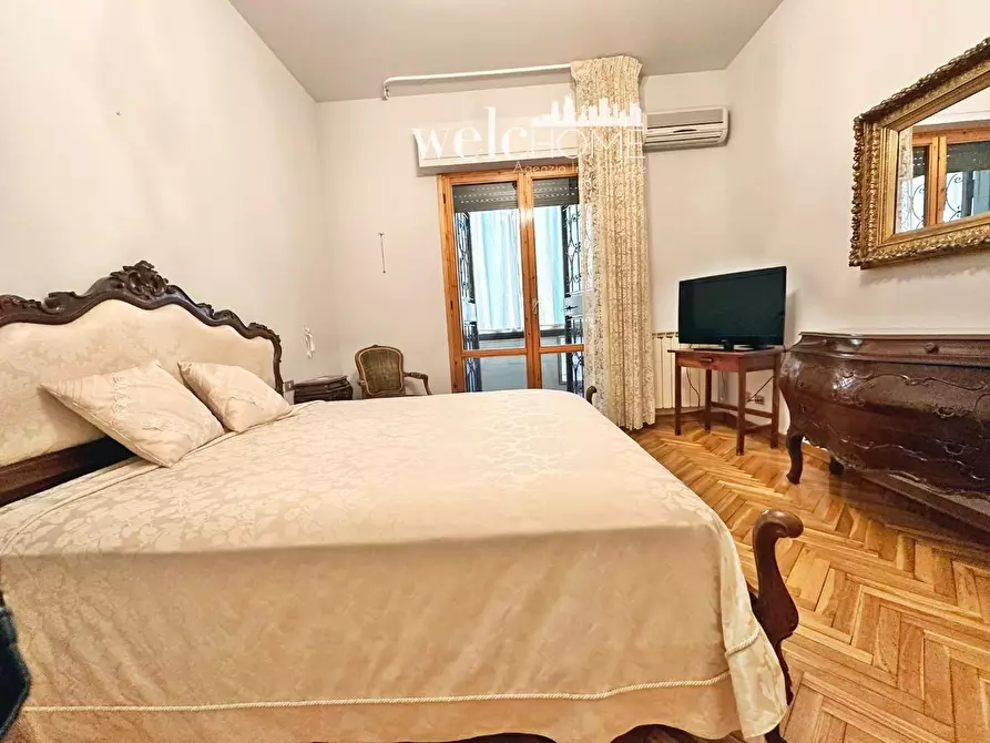 Immagine 14 di Appartamento in vendita  a Firenze