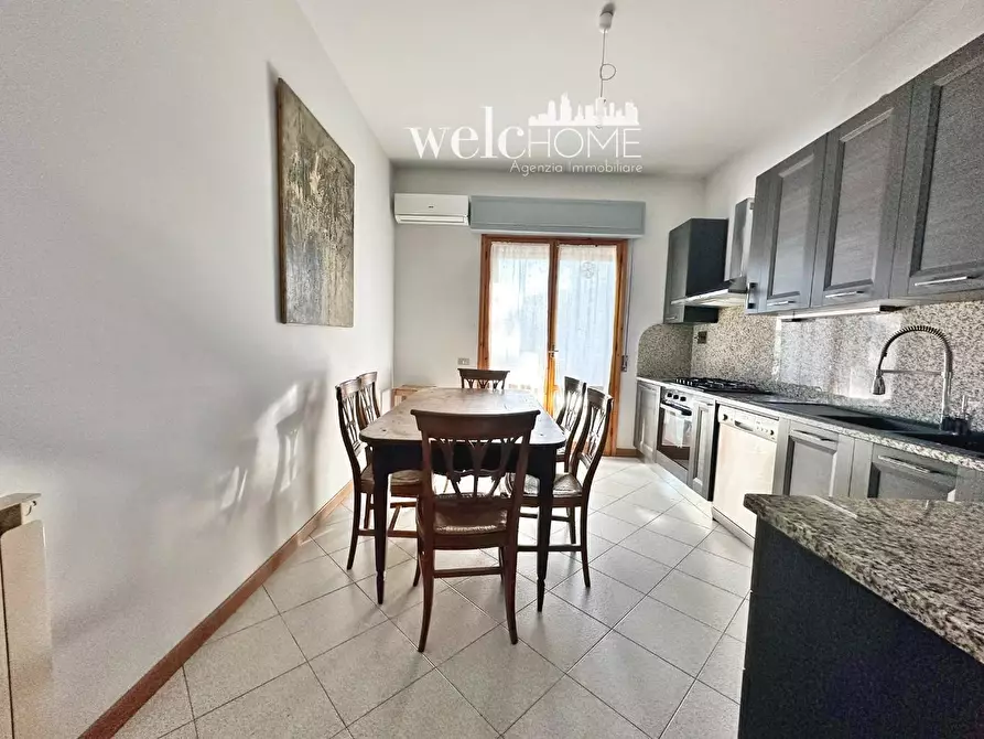 Immagine 10 di Appartamento in vendita  a Firenze