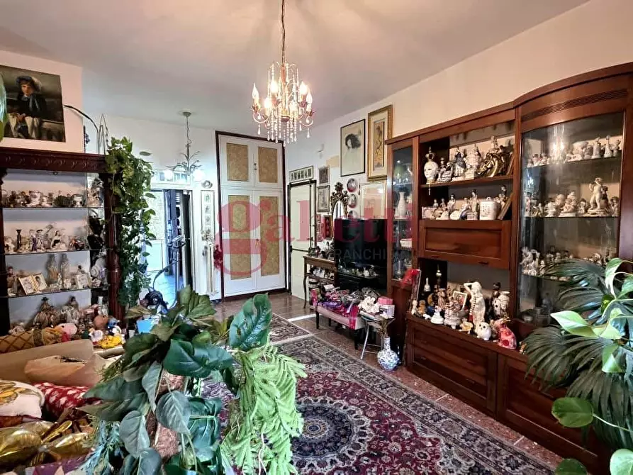 Immagine 5 di Appartamento in vendita  a Pisa