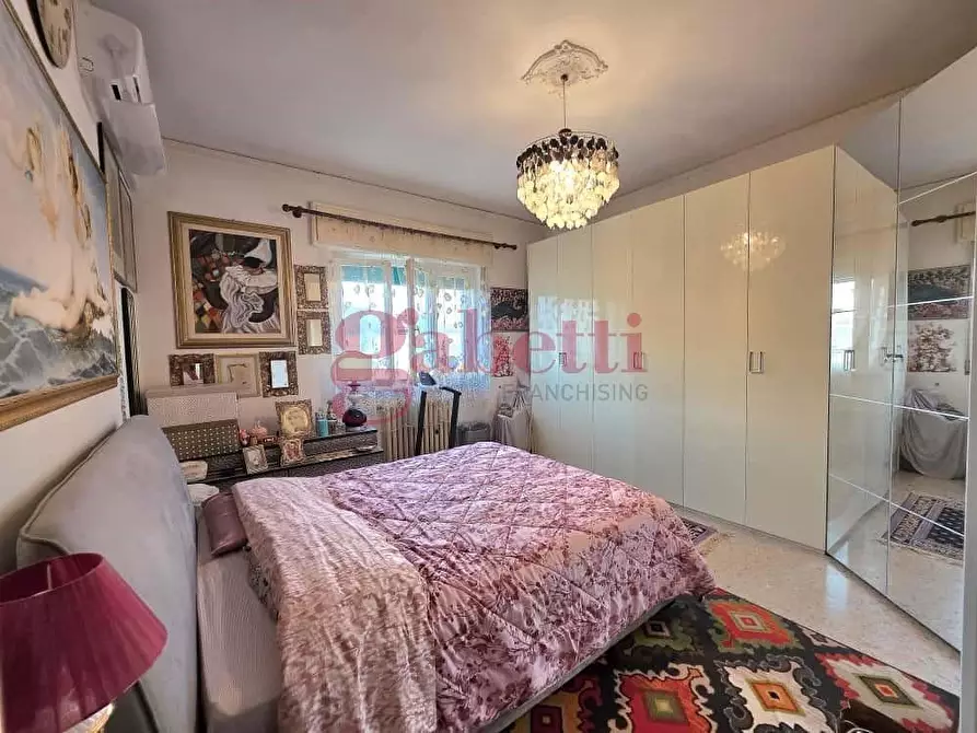 Immagine 9 di Appartamento in vendita  a Pisa