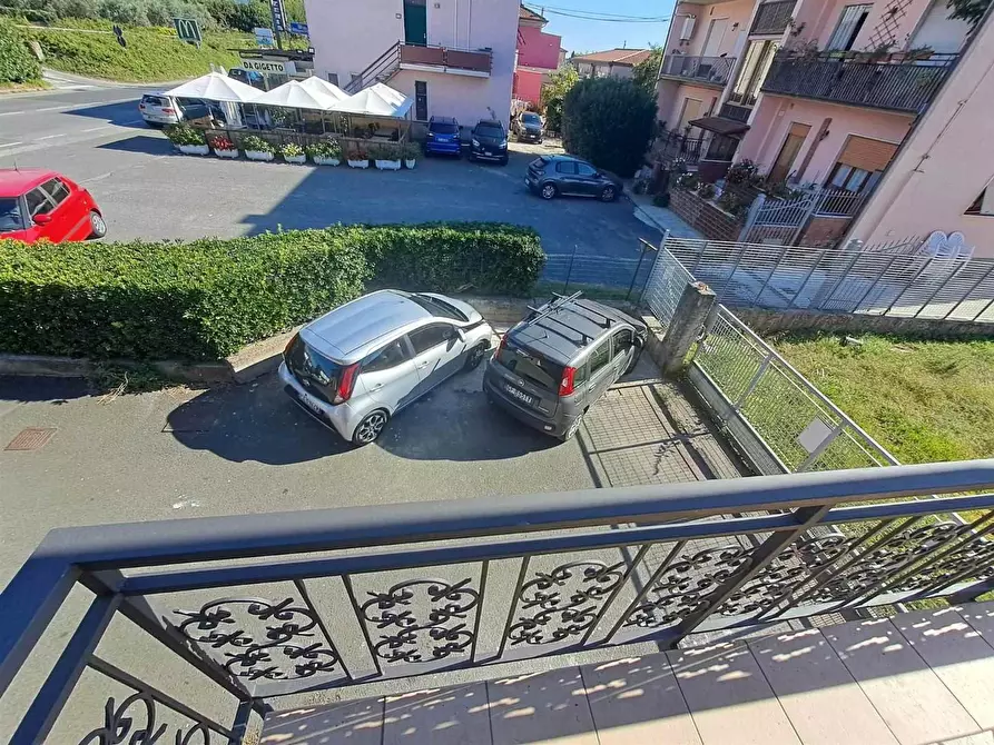 Immagine 7 di Terratetto in vendita  a Ortonovo