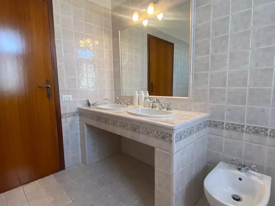 Immagine 14 di Appartamento in vendita  a Castelfranco Di Sotto