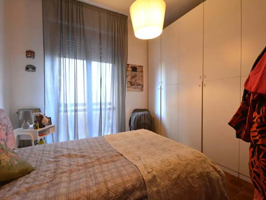 Immagine 15 di Appartamento in vendita  a Lucca